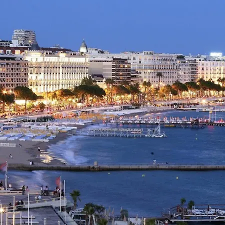 Heavnstay Centre I Apartman Cannes